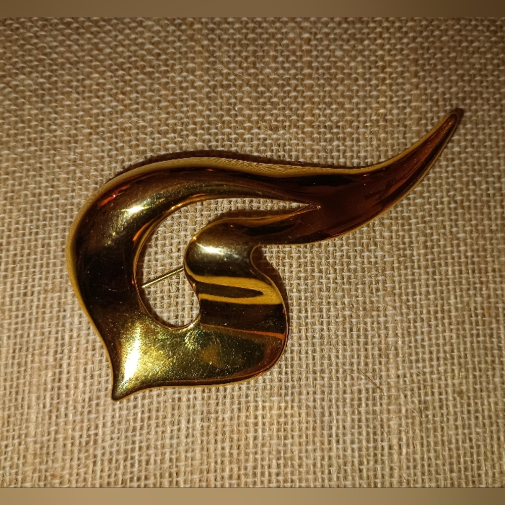 Vintage M Jent Gold Tone Brooch